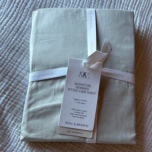 Boll & Branch Organic Signature Hemmed Fitted Crib Sheet - Mist
